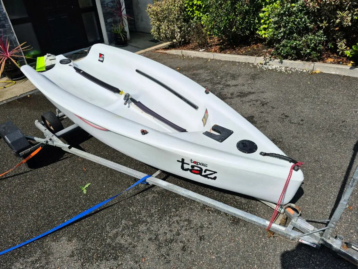 Topaz Taz dinghy - Image 4