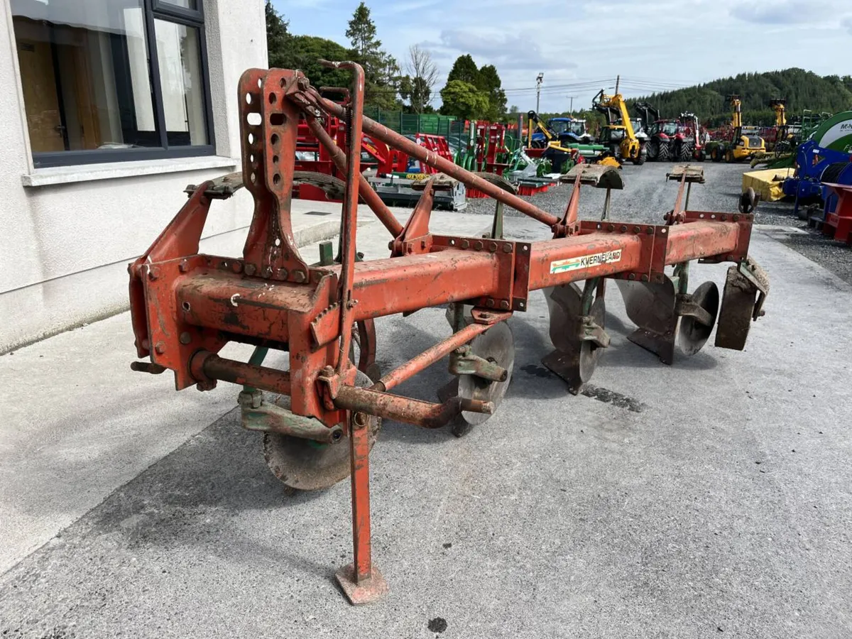 Used Kverneland 4 Furrow Conventional Plough - Image 2