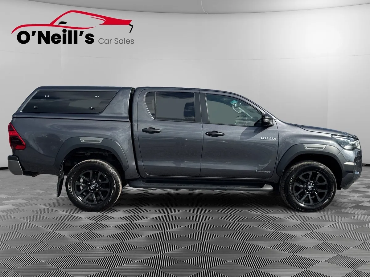 Toyota Hilux 2022 INVINCIBLE X D-4D 4WD AUTO - Image 2