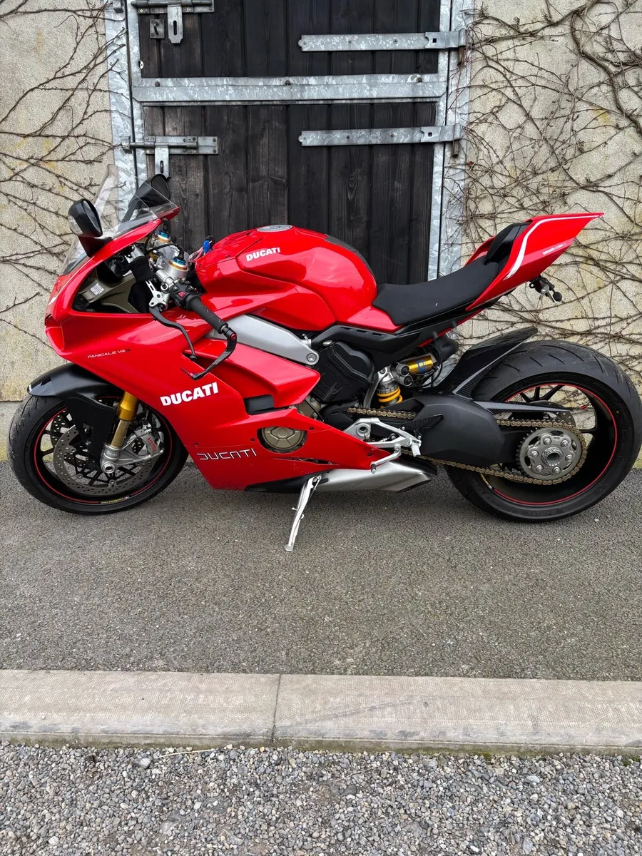 DUCATI V4s - Image 2