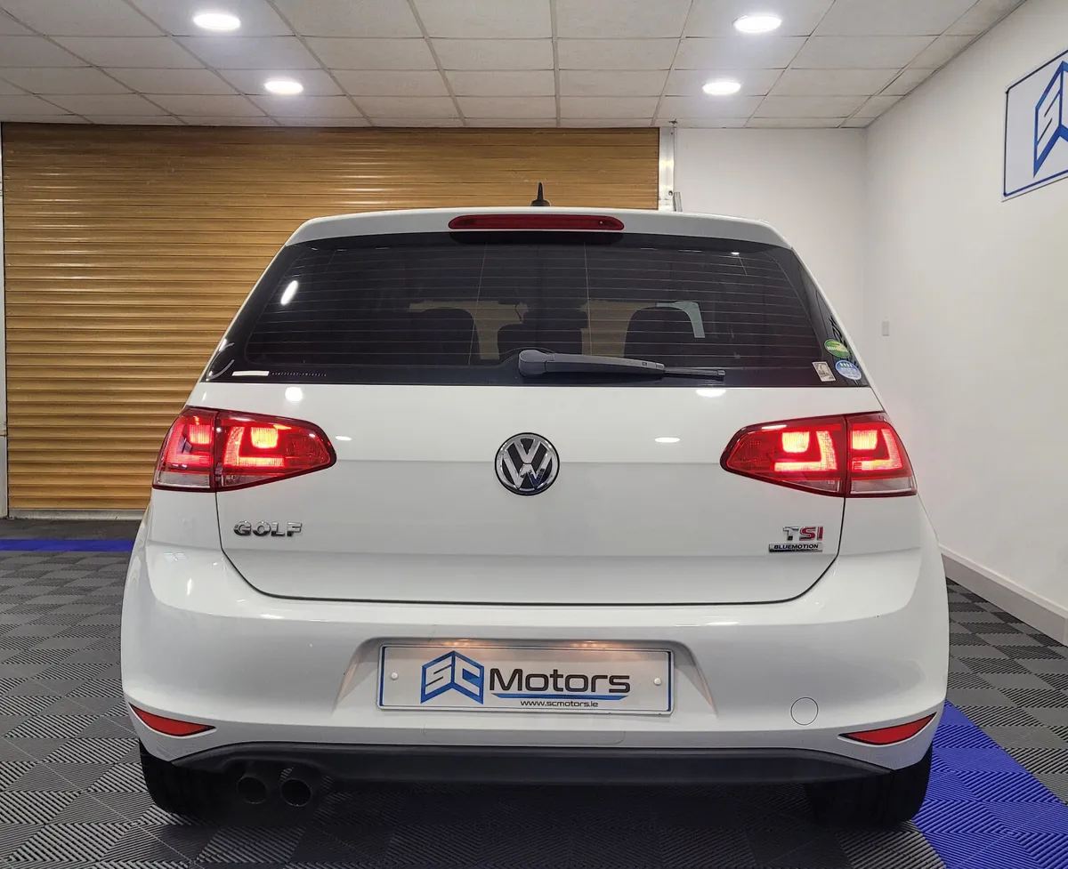152 Volkswagen Golf Highline 1.4 Auto - Image 4