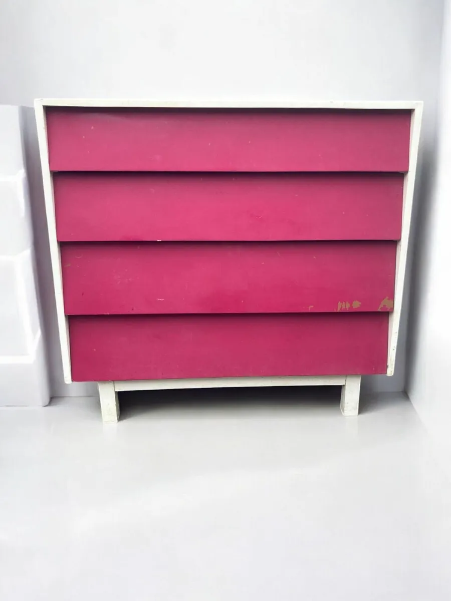 Chest of Drawers - Mid Century. - Image 3