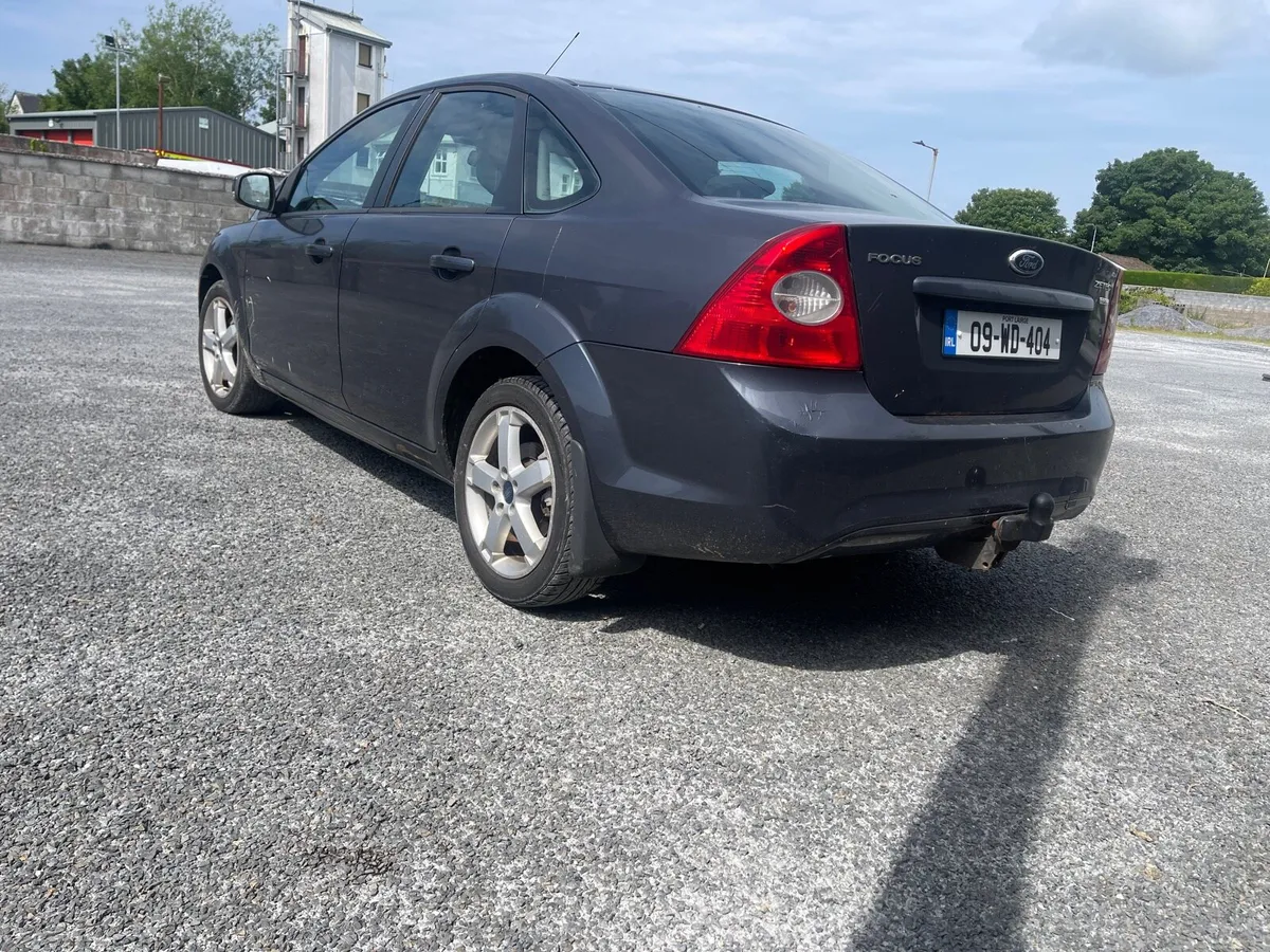 2009 Ford Focus Zetec Diesel - Image 2