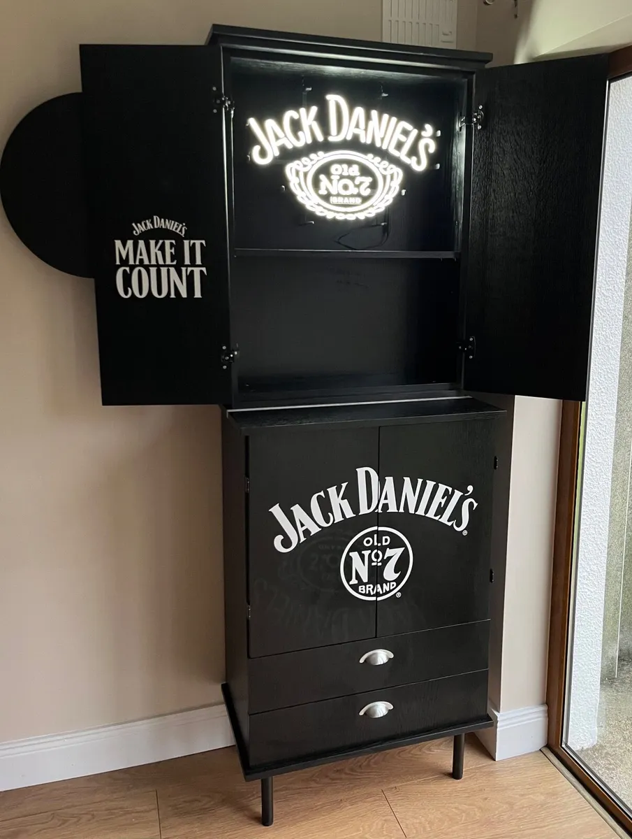 Home Bar with Dart Board - Image 1