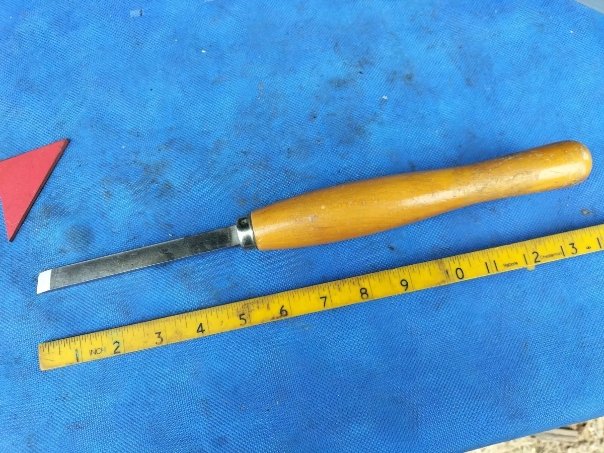 Woodturners 1/2" Skew Chisel - Image 1