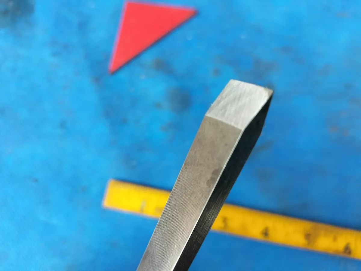 Woodturners 1/2" Skew Chisel - Image 4