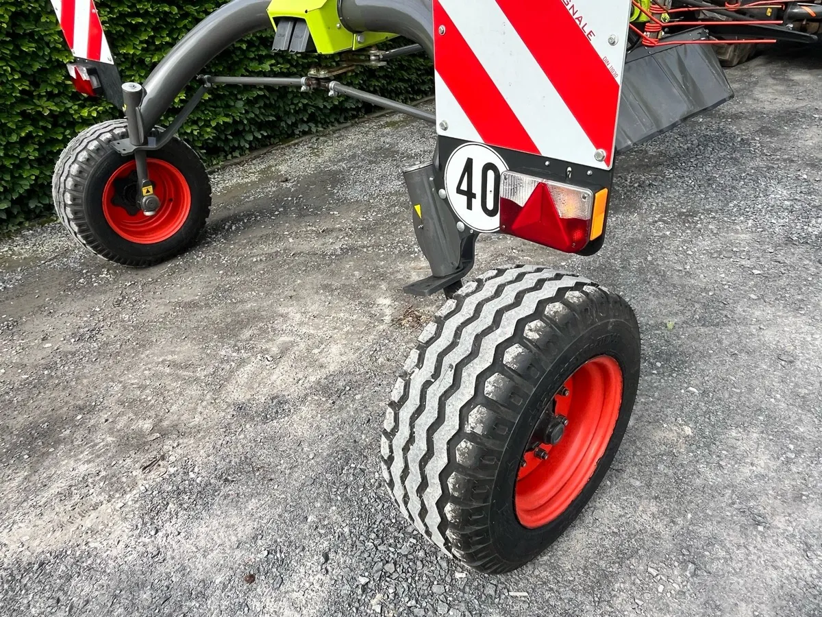 Claas Liner 2700 - Image 3