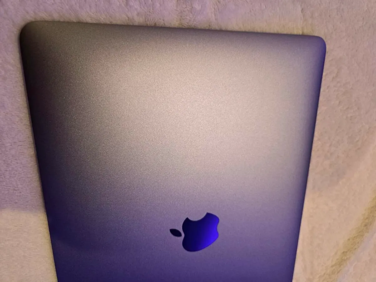 Macbook 12 inch Retina 2015 - Image 2