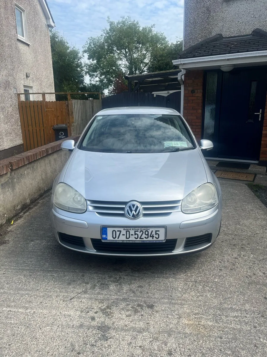 2007 Volkswagen Golf - Image 1