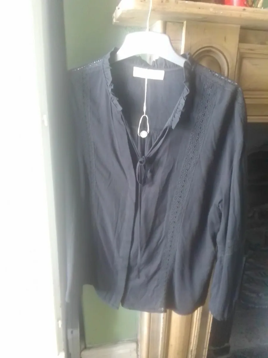 PAUL COSTELLOE BLACK BOHO TOP 12-14 NEW - Image 1