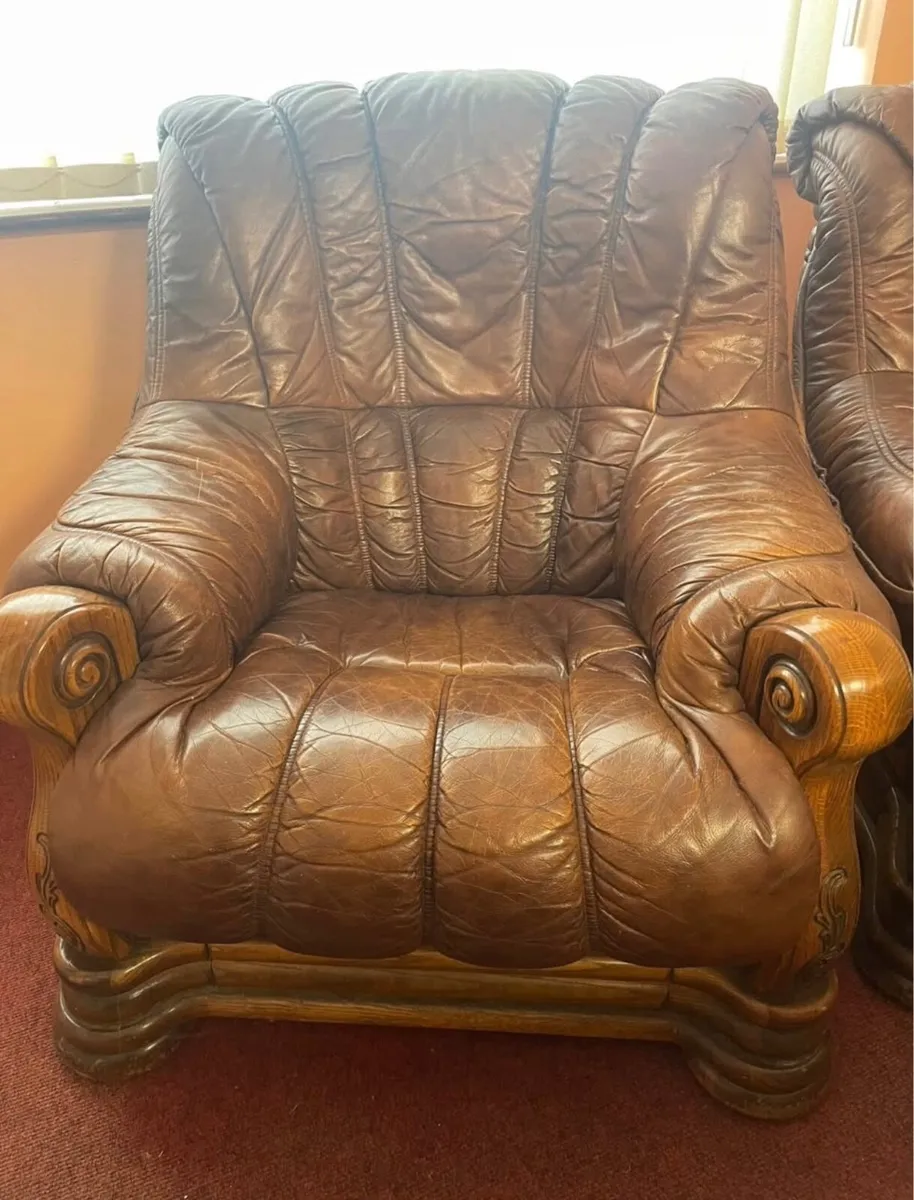Armchairs - Image 2