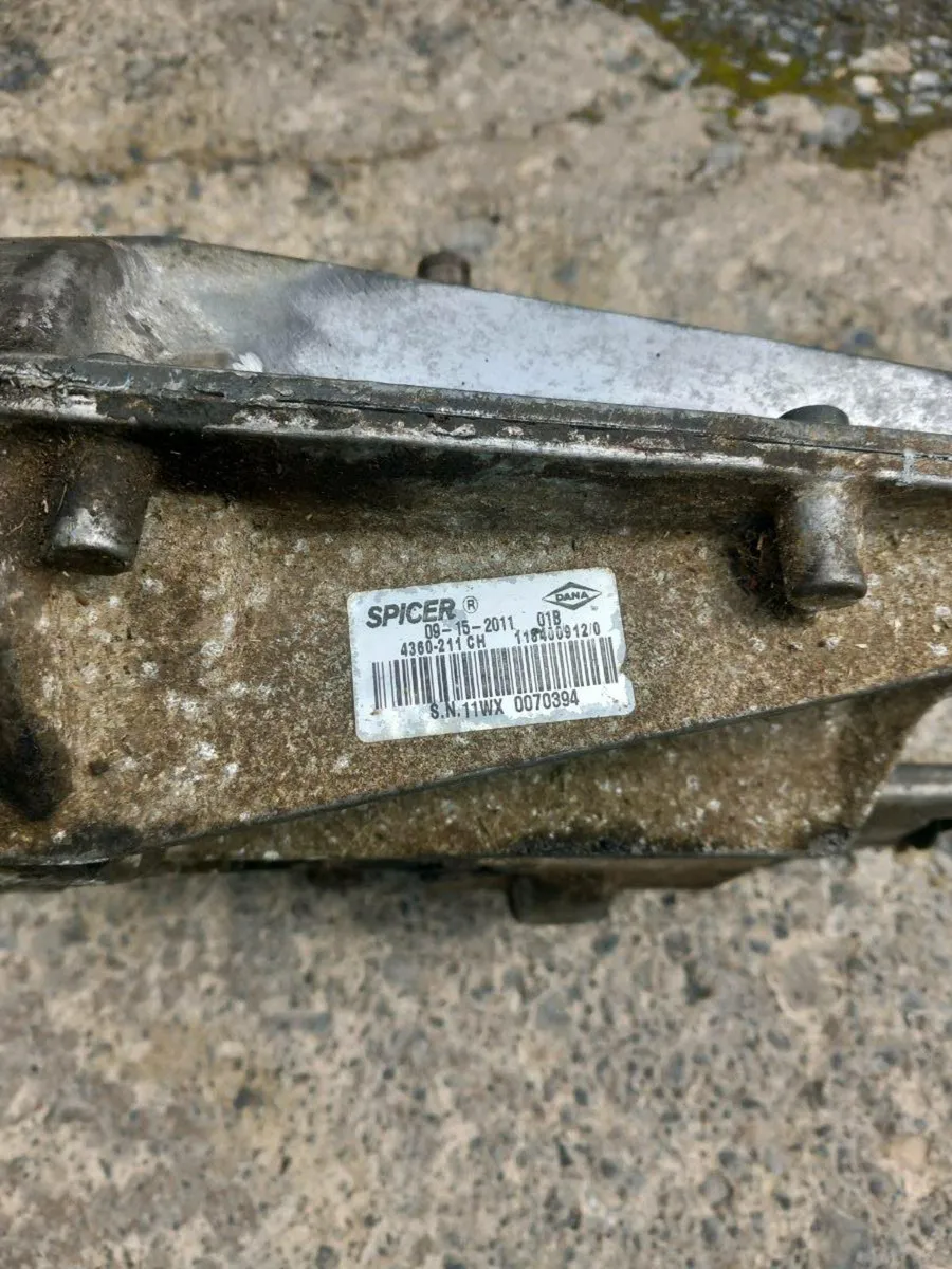 Spicer Dana manual gearbox for sale - Image 4