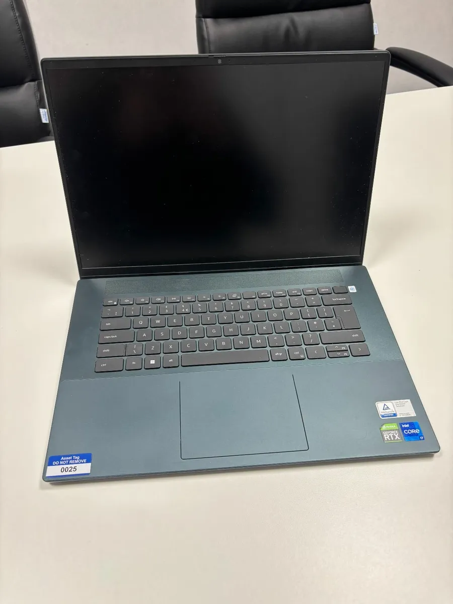 Dell Inspiron 16 Plus 7620 - Image 2