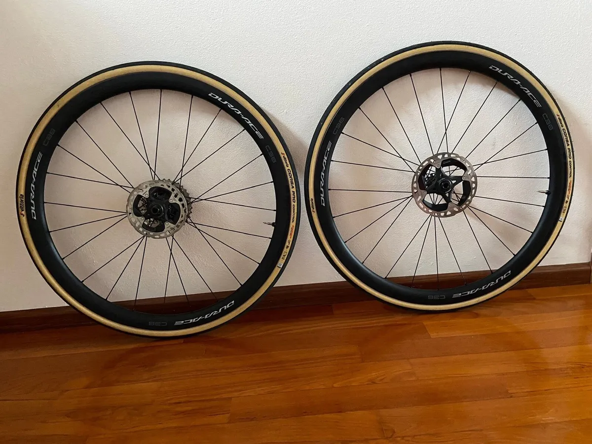 Shimano Dura Ace C36 Carbon Wheelset - Image 3