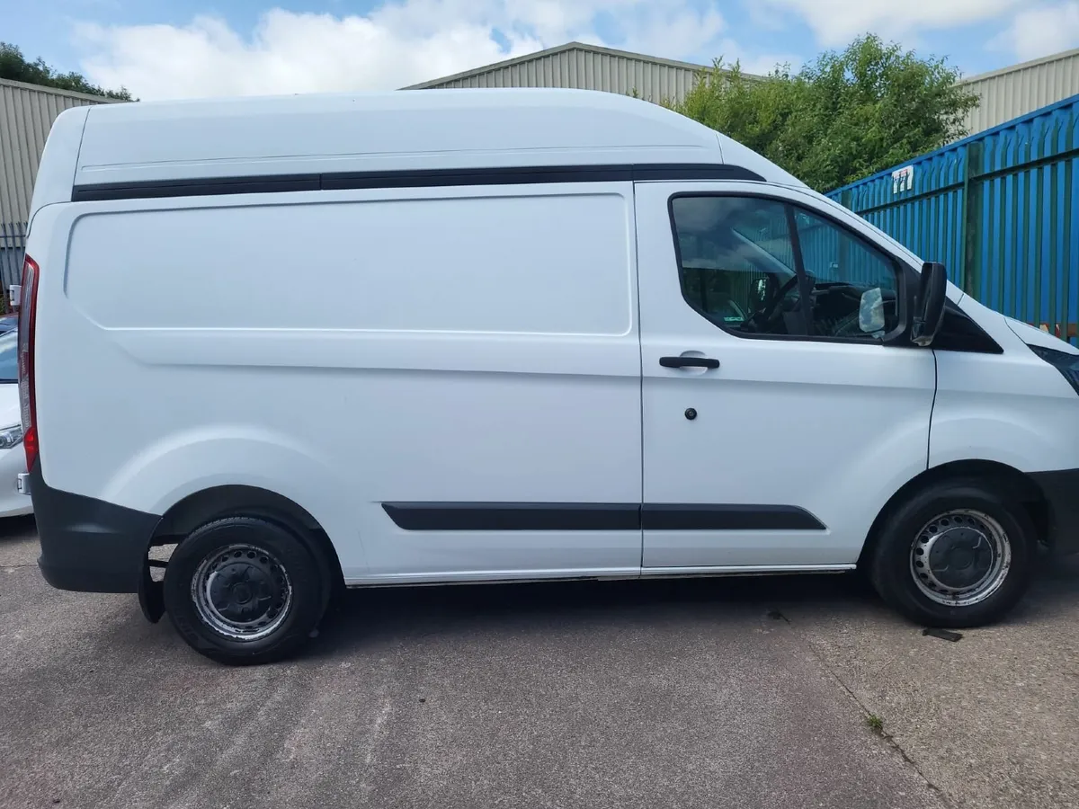 Ford Transit Custom 2017 - Image 4