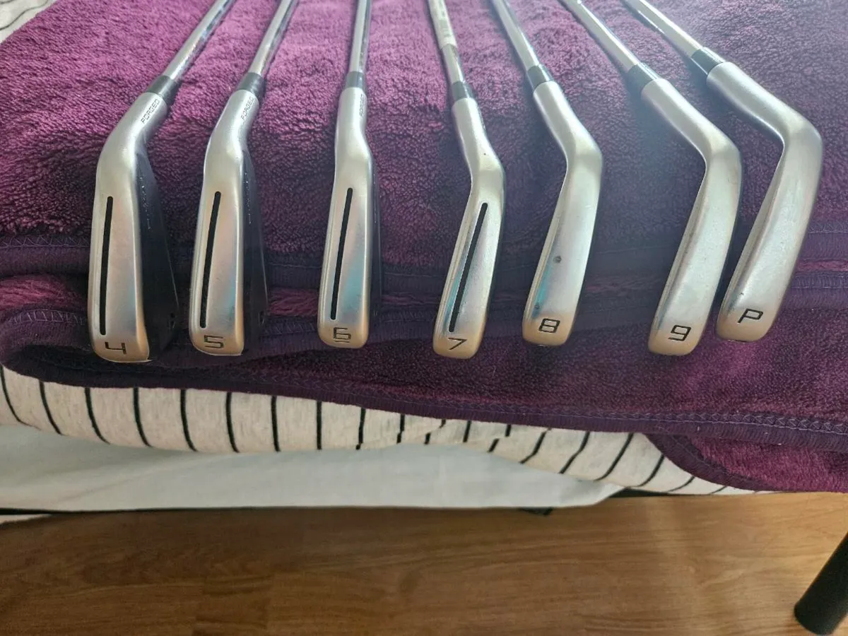 Taylormade P770 irons - Image 1