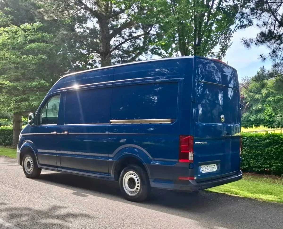 Volkswagen Crafter 2020 DOE 6/26 - Image 2