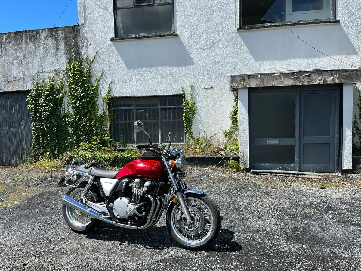 Honda CB1100EX (2018) - Image 4
