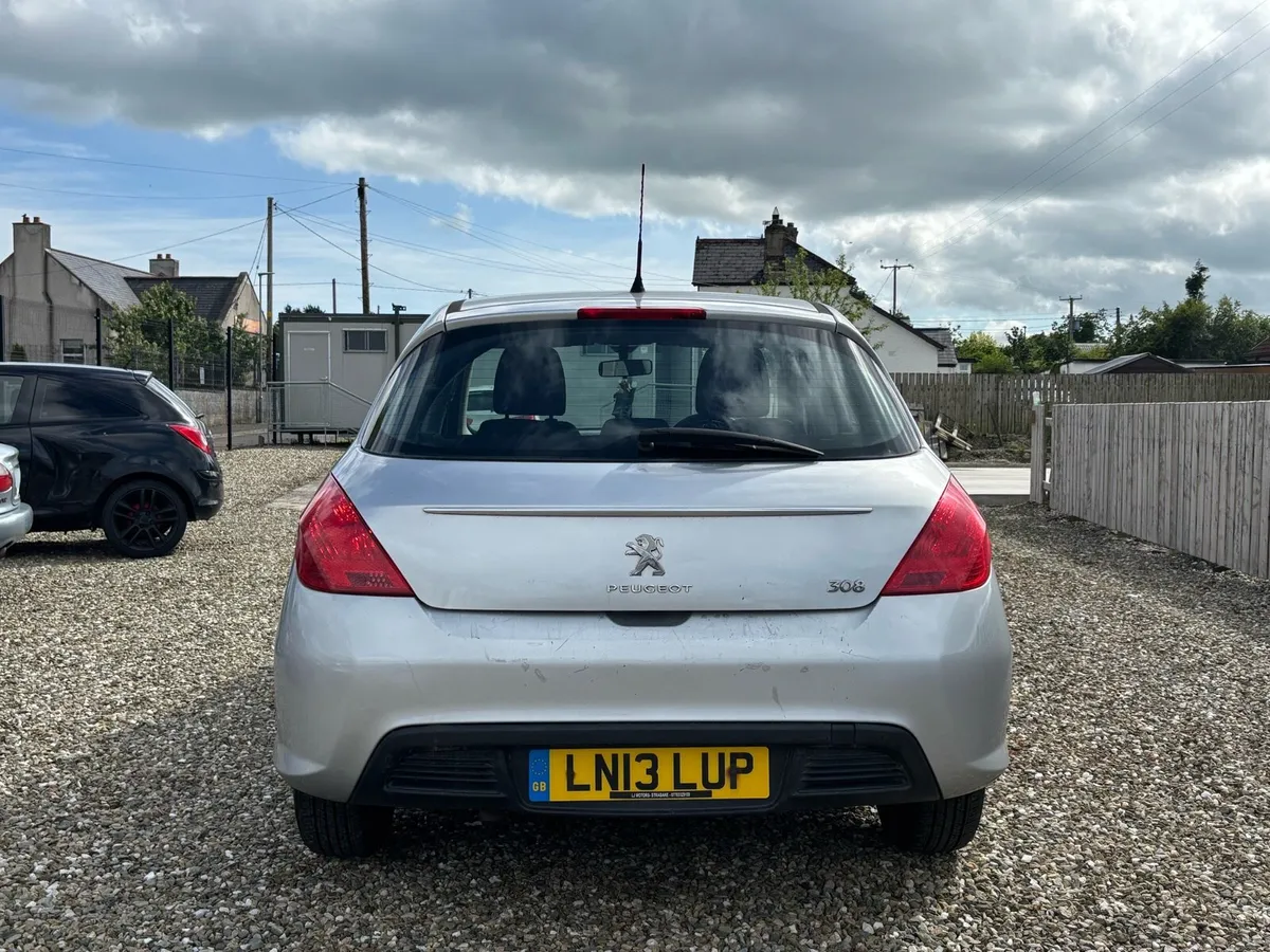 2013 Peugeot 308 1.6 Diesel - Image 3