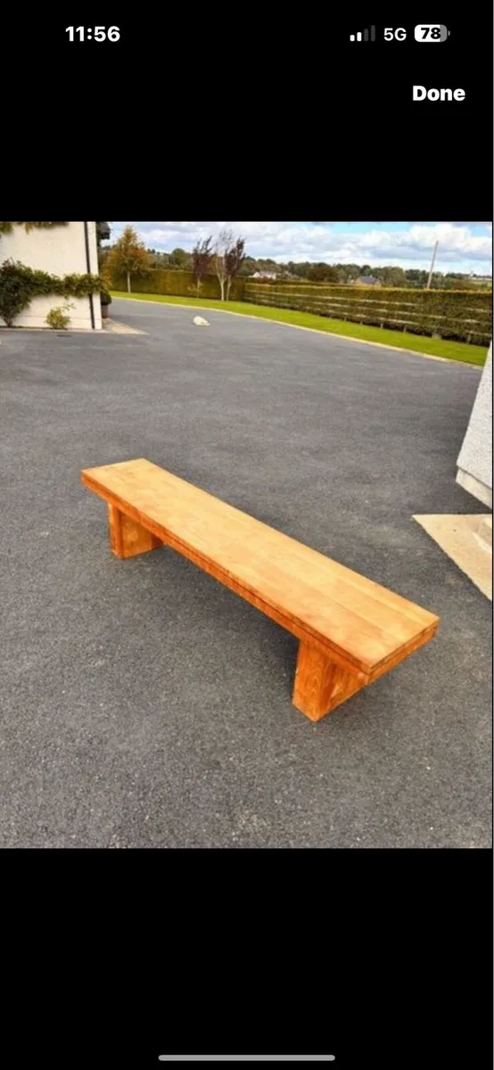 Wooden bench - Image 1