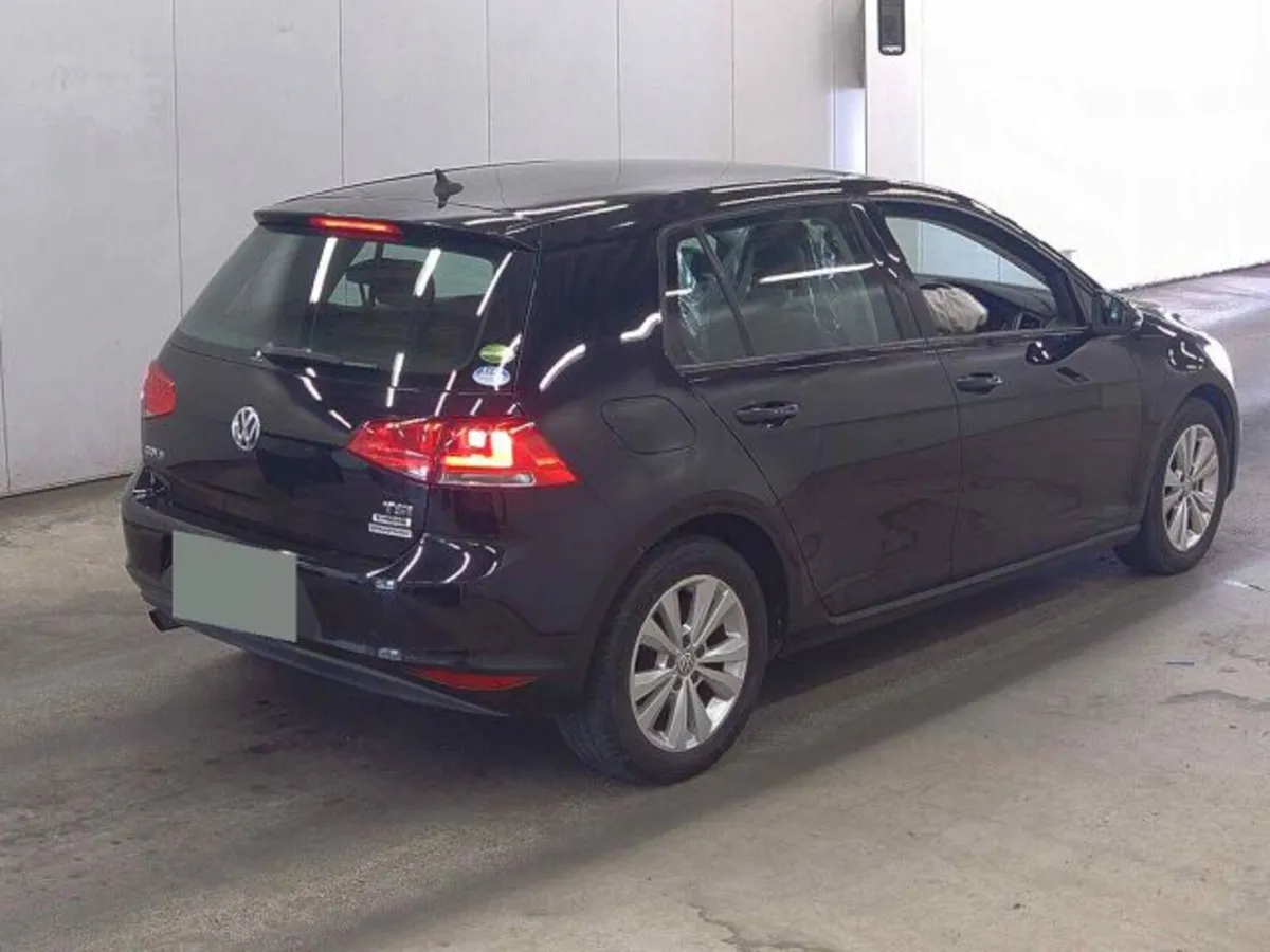 151 Volkswagen Golf 1.2 TSI Auto - Image 3