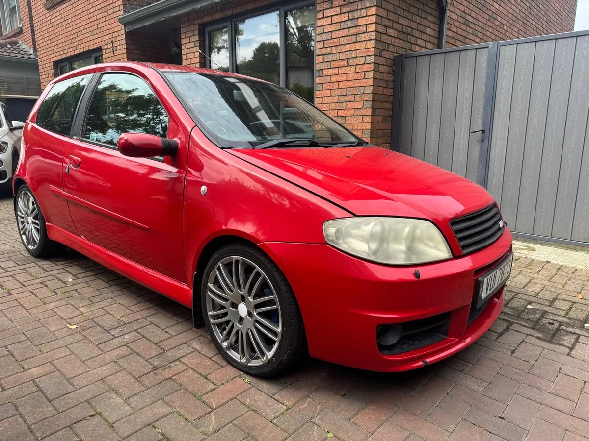 FIAT PUNTO HGT ABARTH - Image 3