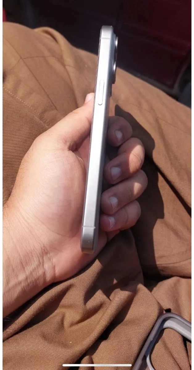iPhone 15 pro max 256GB - Image 3