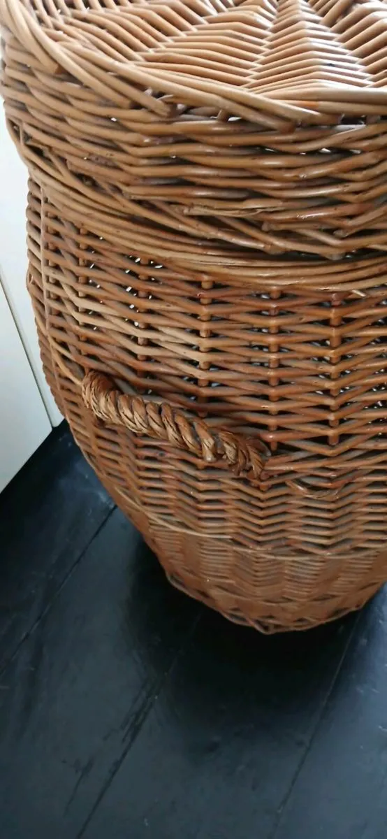 Vintage Wicker Laundry Hamper - Image 3