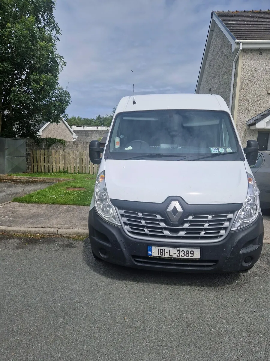 LWB Renault Master Van - Image 4