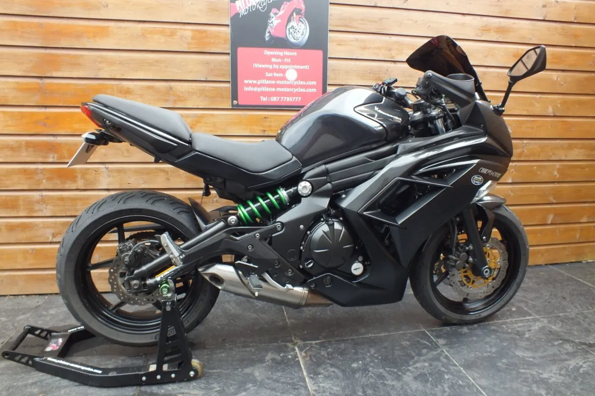 2016 Kawasaki ER6F (Beautiful Condition) - Image 3