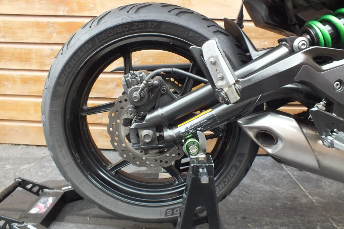 2016 Kawasaki ER6F (Beautiful Condition) - Image 4
