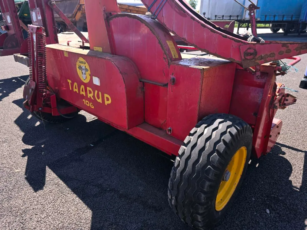Teacup 106 silage harvester - Image 2