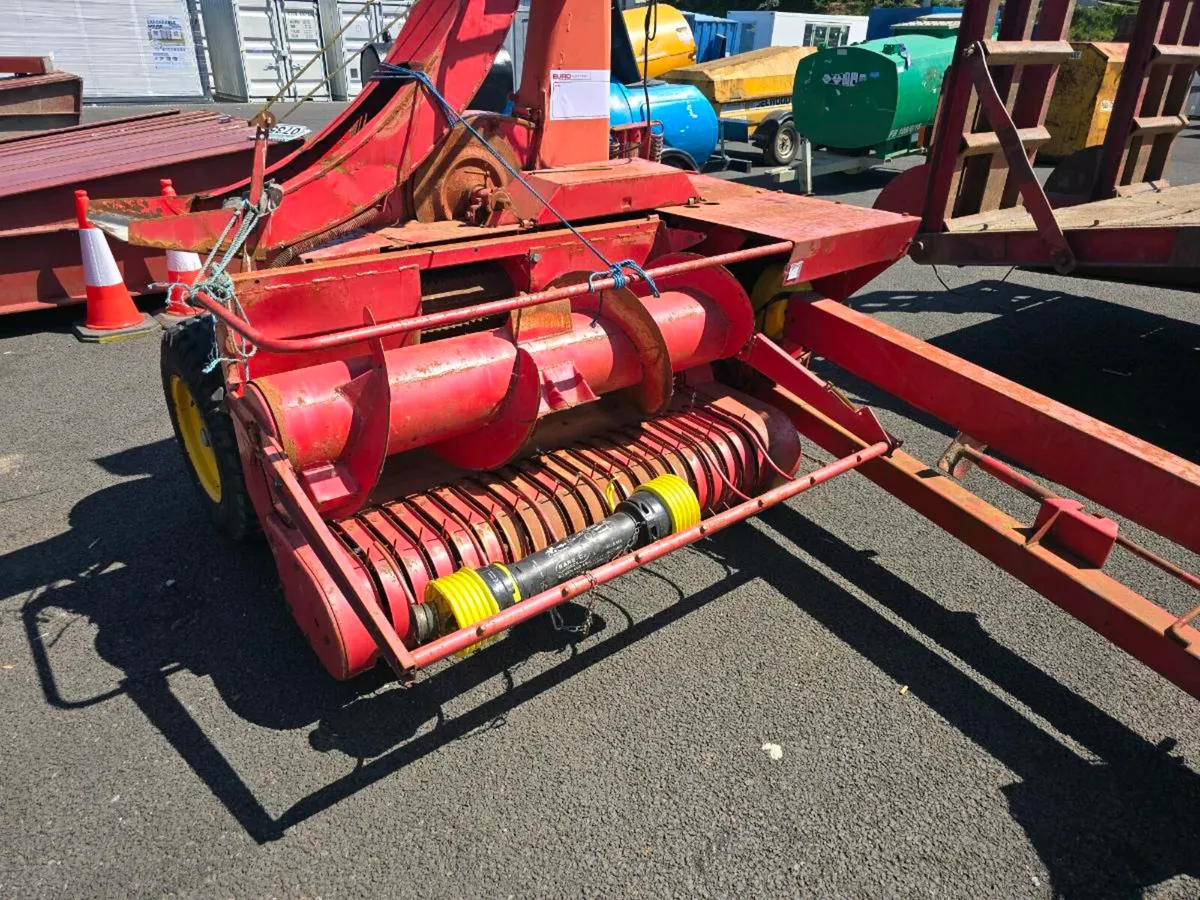 Teacup 106 silage harvester - Image 3