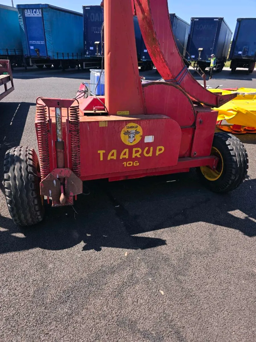 Teacup 106 silage harvester - Image 1