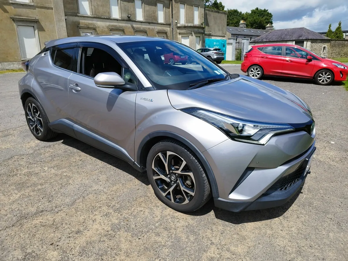 Toyota C-HR 2017 - Image 3