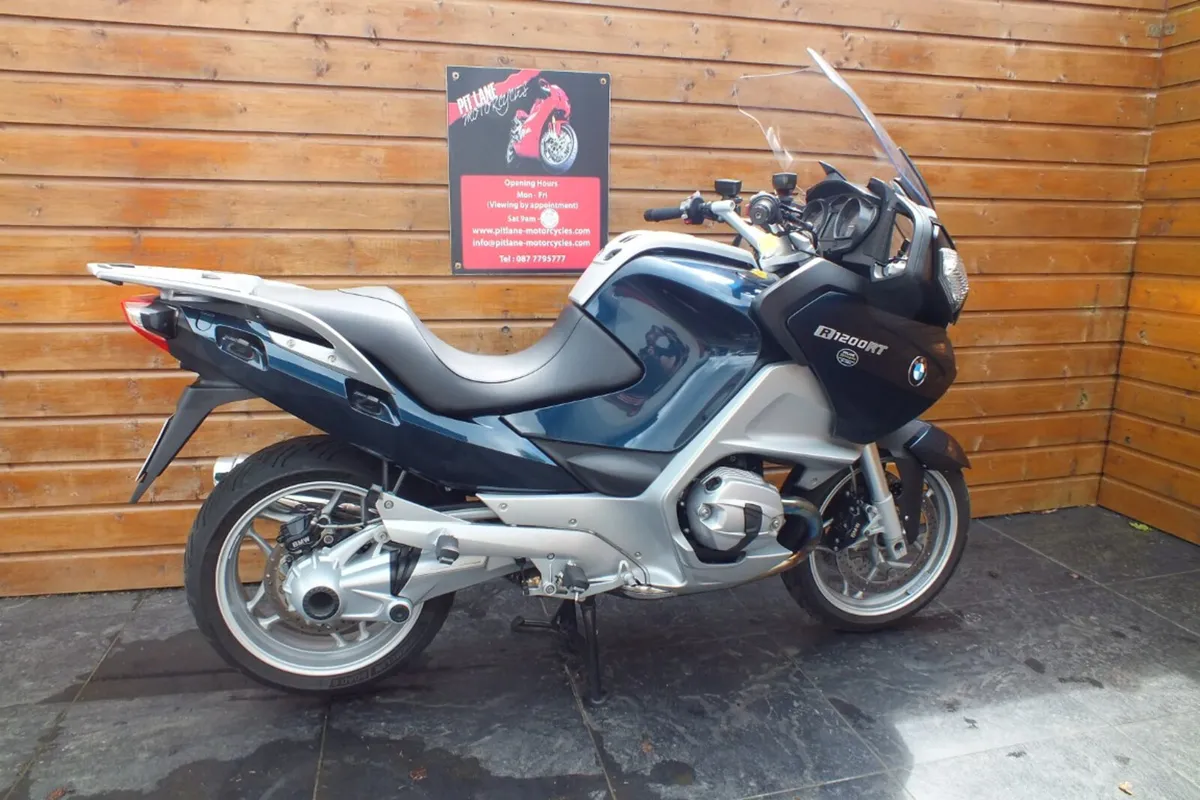 2012 BMW R1200RT (Low Miles & MINT) - Image 4