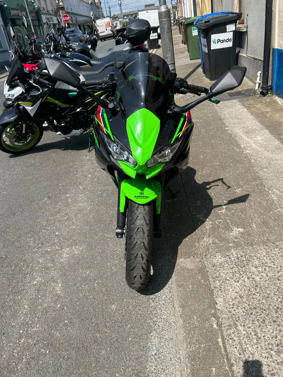 2023 Kawasaki Ninja 650 - Image 3