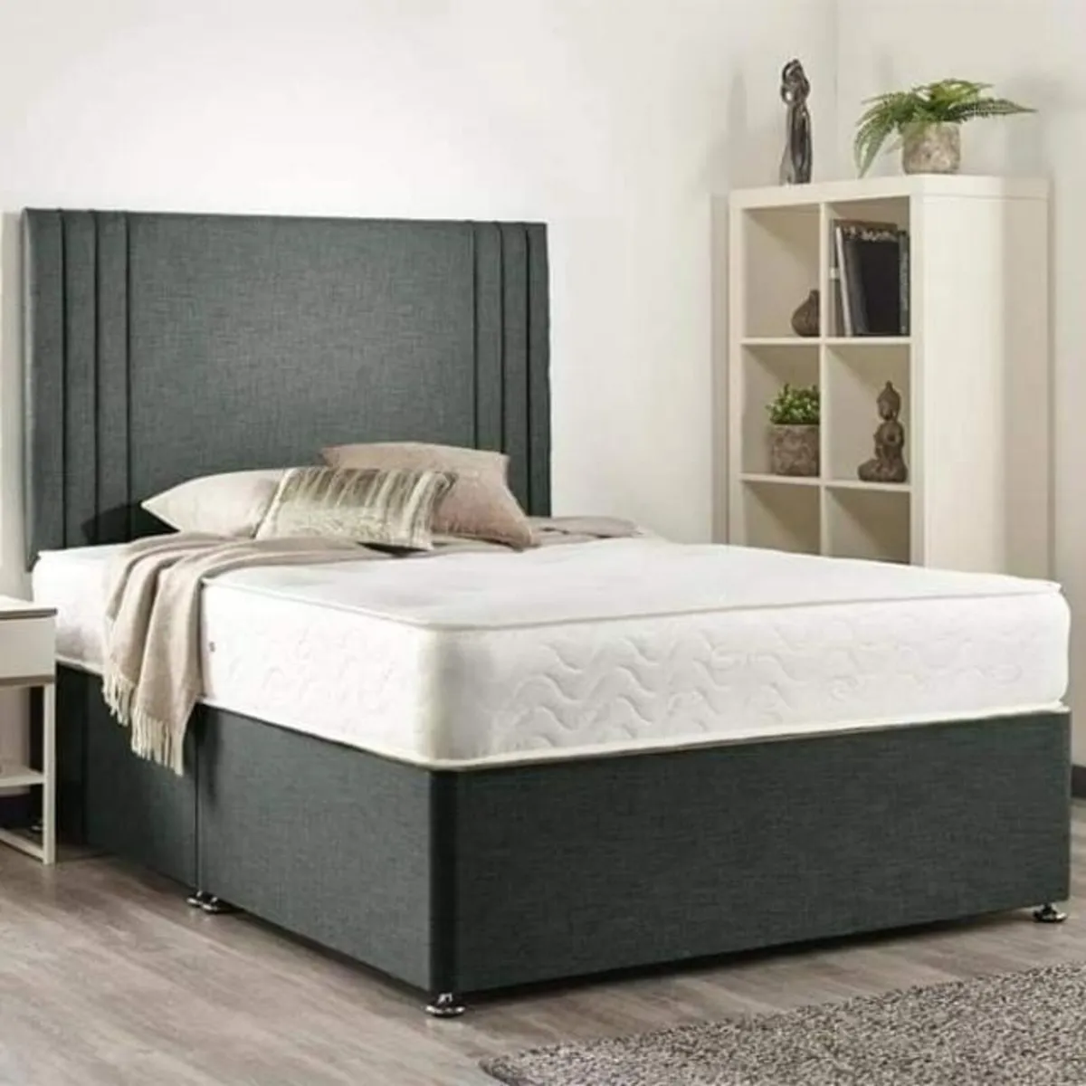 Single beds - Image 1