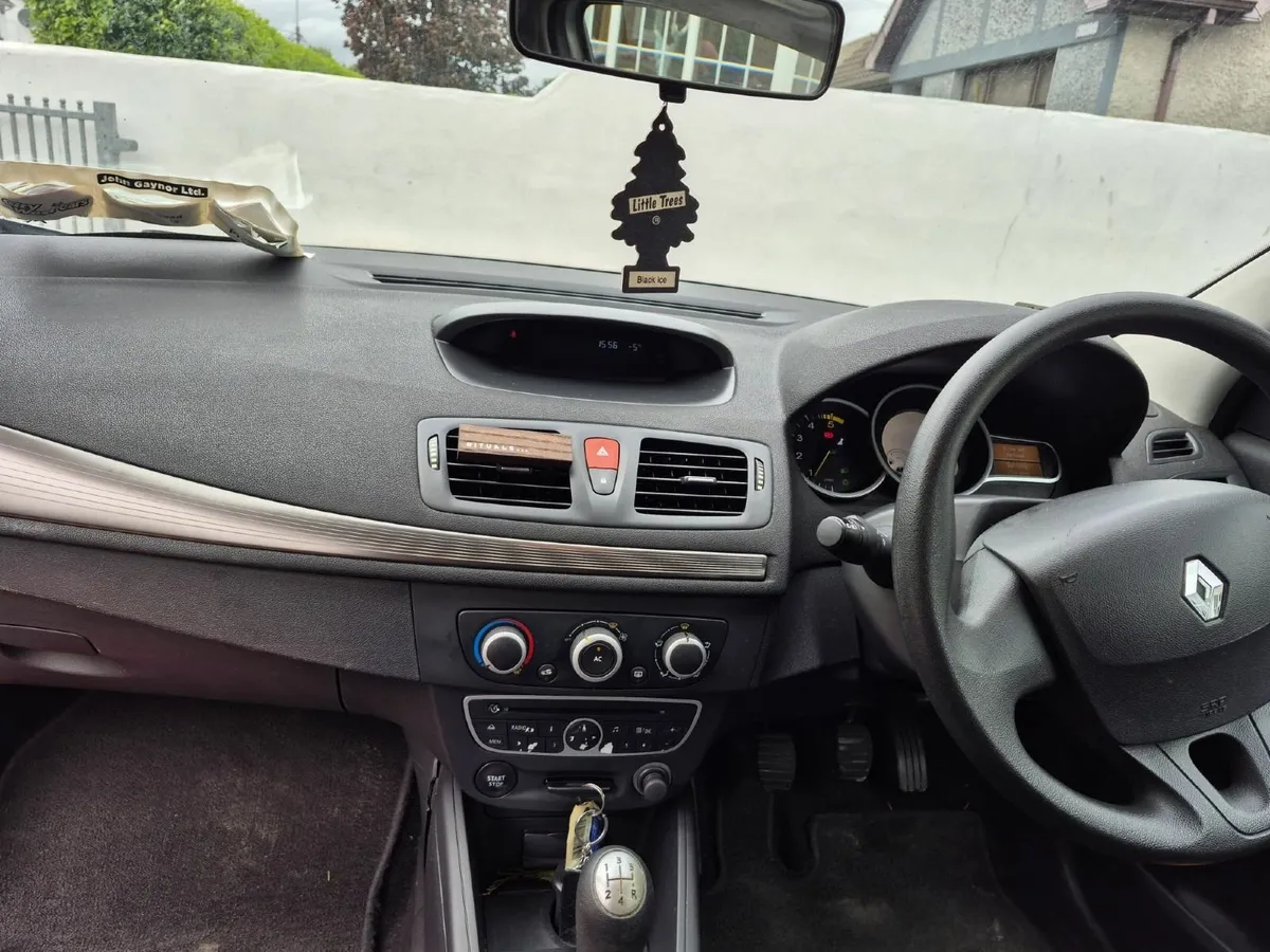 Renault Megane 2011 - Image 4
