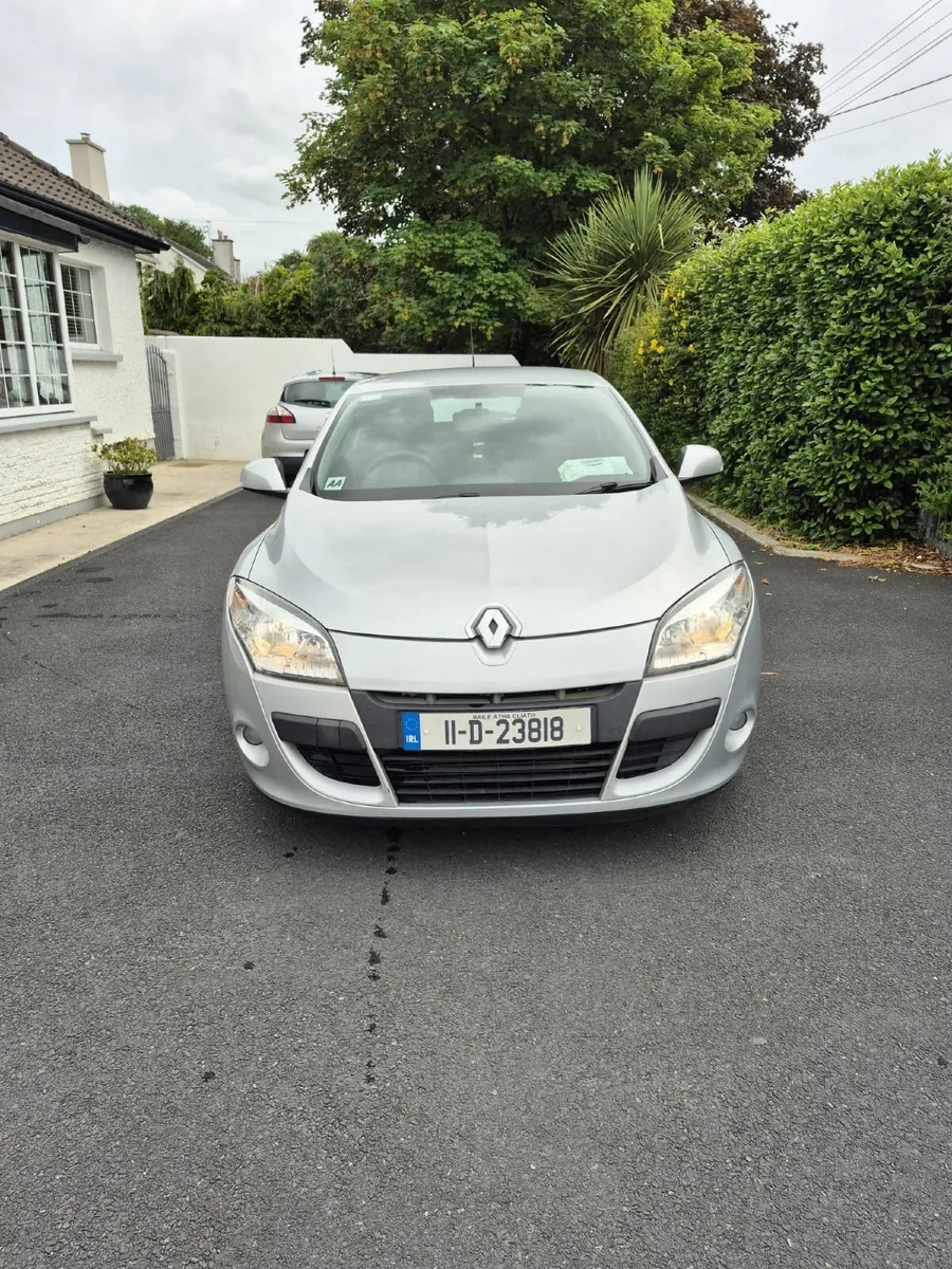Renault Megane 2011 - Image 1