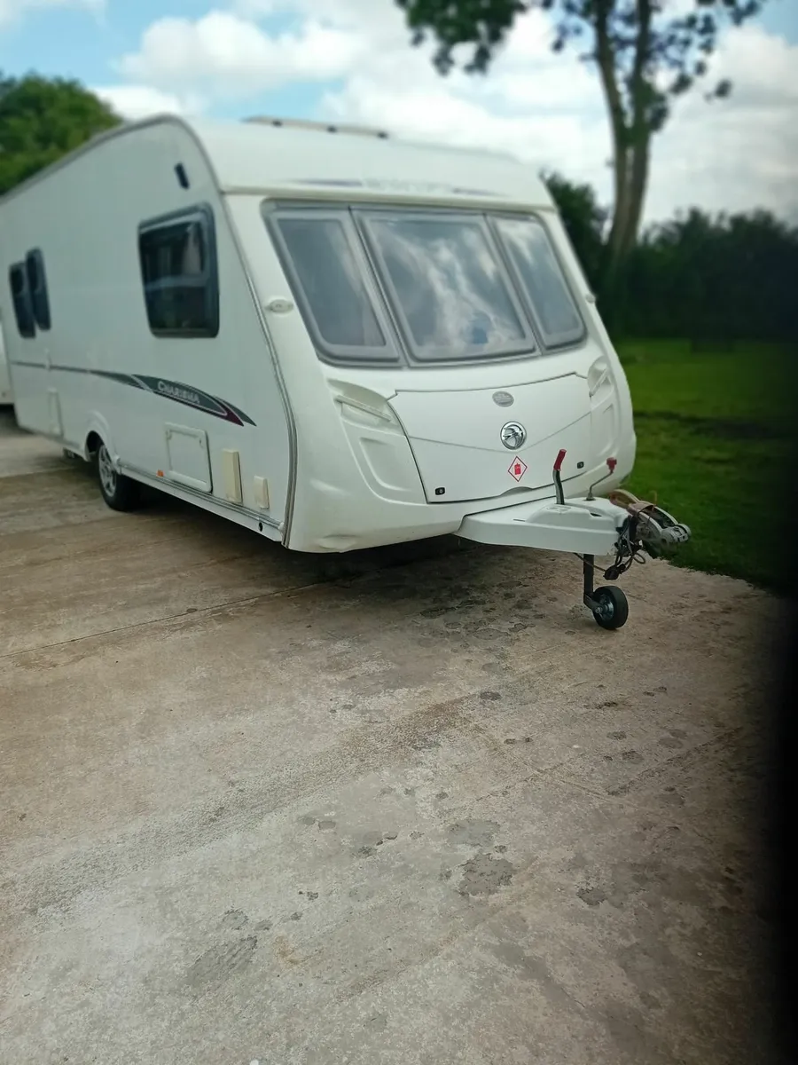 SWIFT  CHARISMA 540 5 Berth CARAVAN (2008) - Image 2