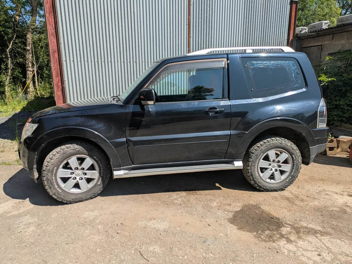 Mitsubishi Pajero 2008 - Image 4