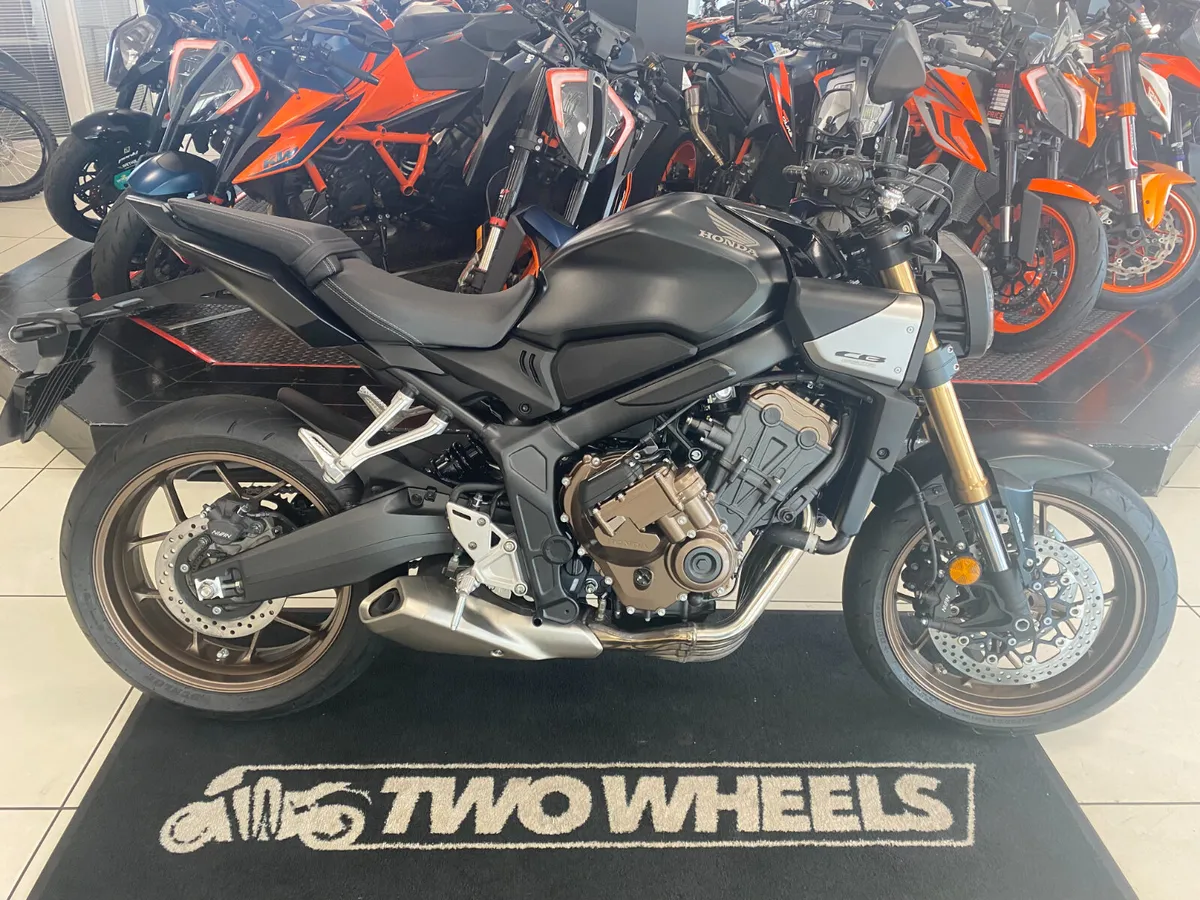 Honda CB 650 R E-Clutch Ex Demo - Image 1