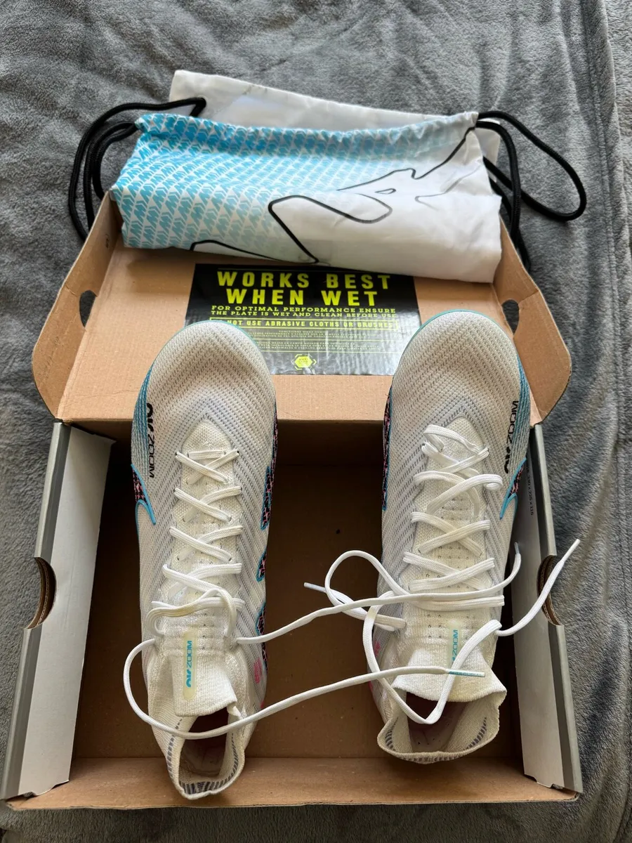New Nike Zoom Superfly 9 Elite - UK size 10 - Image 3