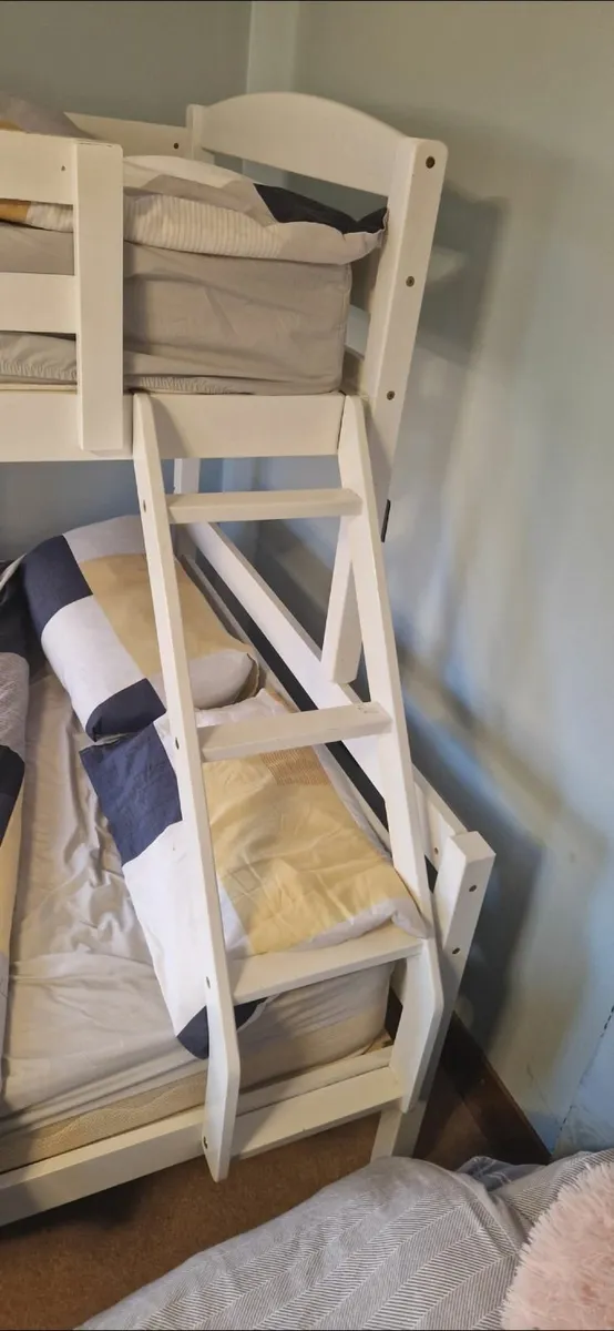 Double and single  bunk bed - Image 4