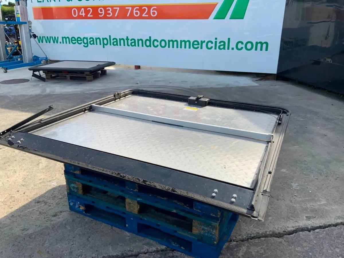 TOYOTA HILUX MOUNTAIN TOP LOAD COVER......441. - Image 2