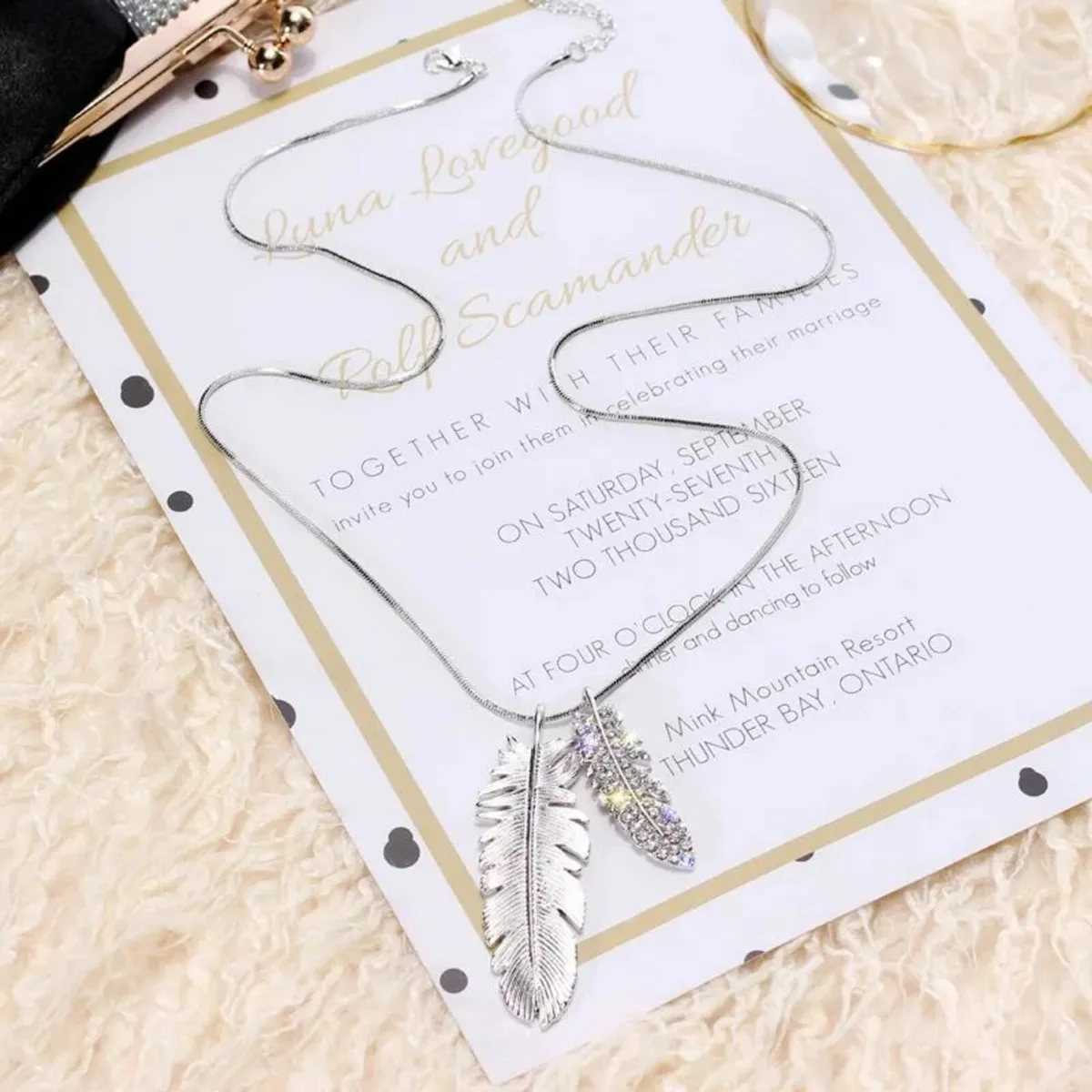 feather earrings or necklace,17€ each - Image 1