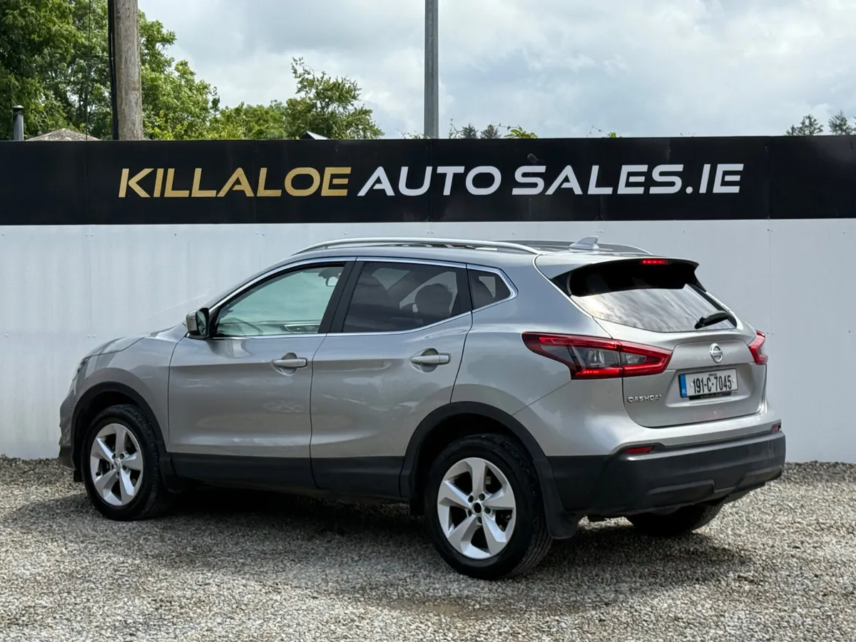 Nissan Qashqai 1.5D SV Premium - Image 4