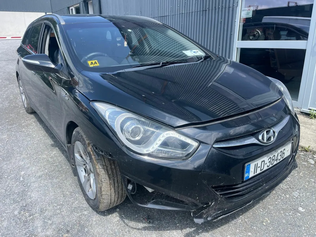 2011 Hyundai i40 Executive Estate 1.7 CRDI - Image 1