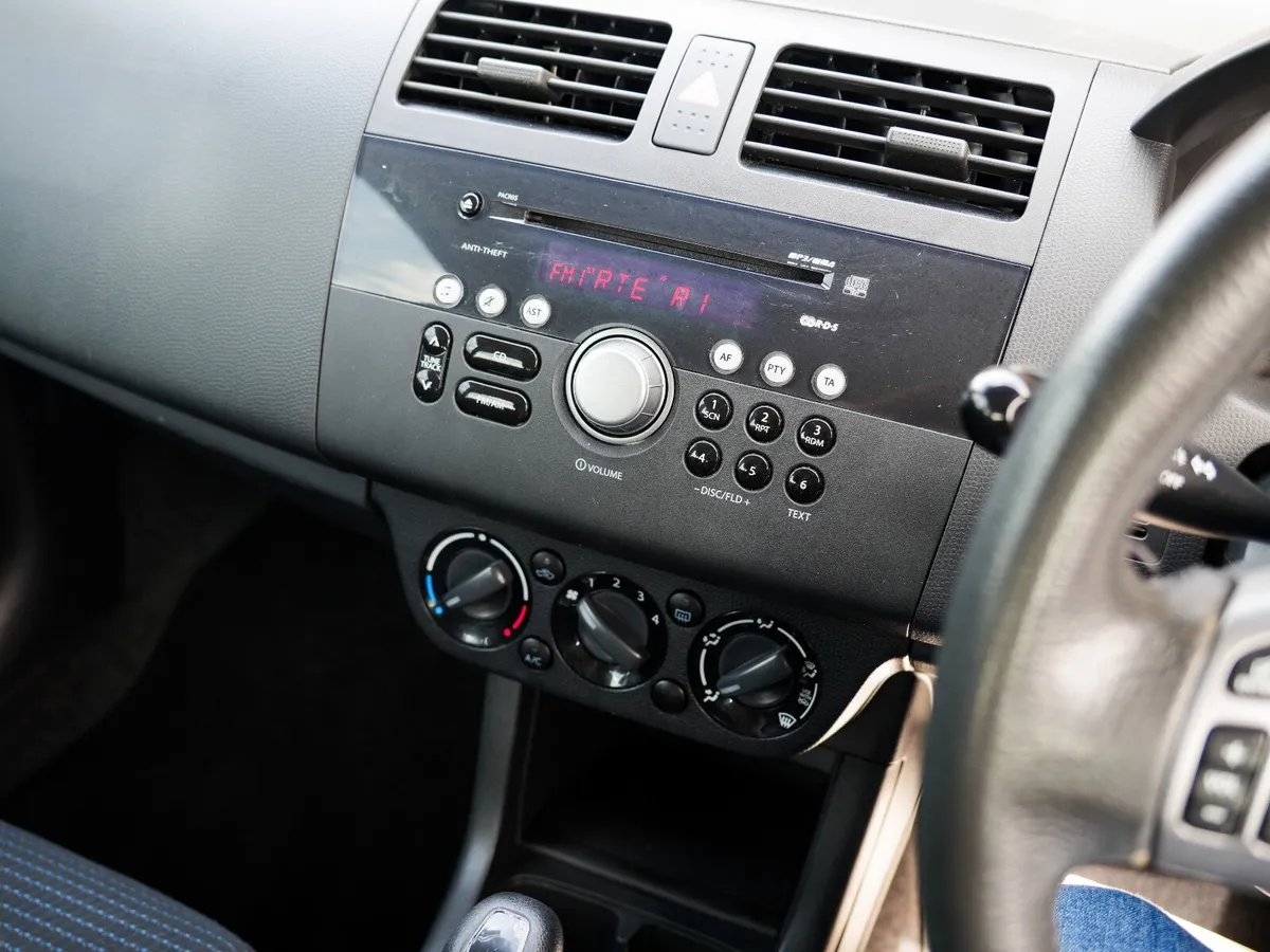 2008 Suzuki Swift 1.5 Petrol Automatic - Image 3